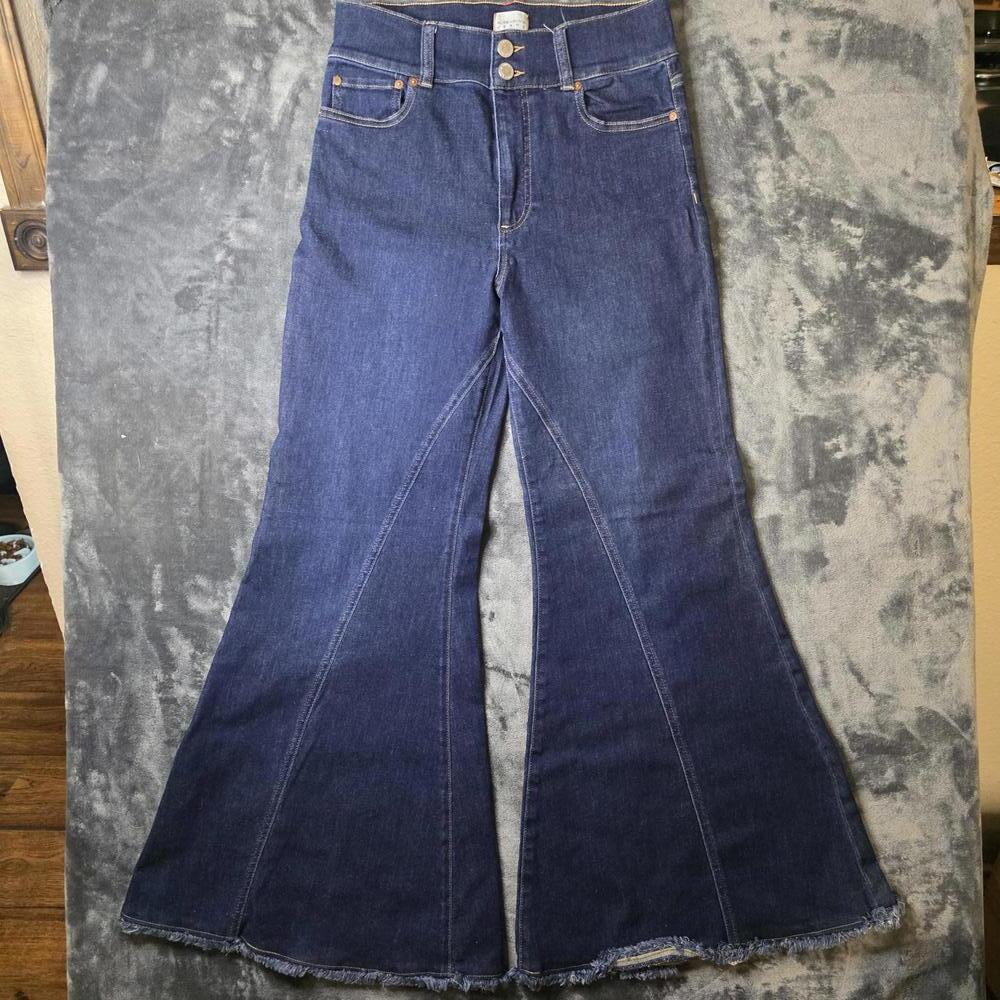 Alice + Olivia Beautiful High Rise Wide Leg Seamed Bell Jeans Pant - Picture 2 of 11